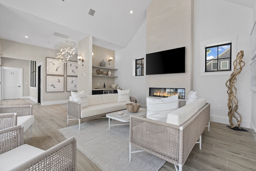14 Beach Grass Rd