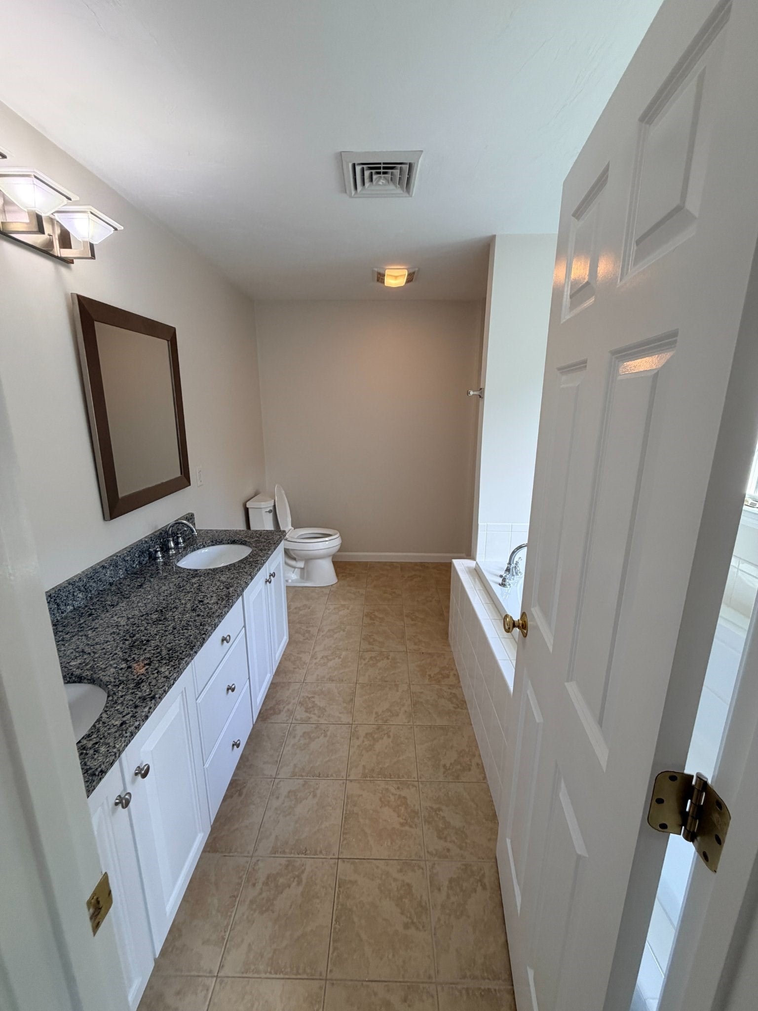 21 Zain Cir #11, Milford, MA, 21 Zain Cir #11, Milford, MA Photo #24