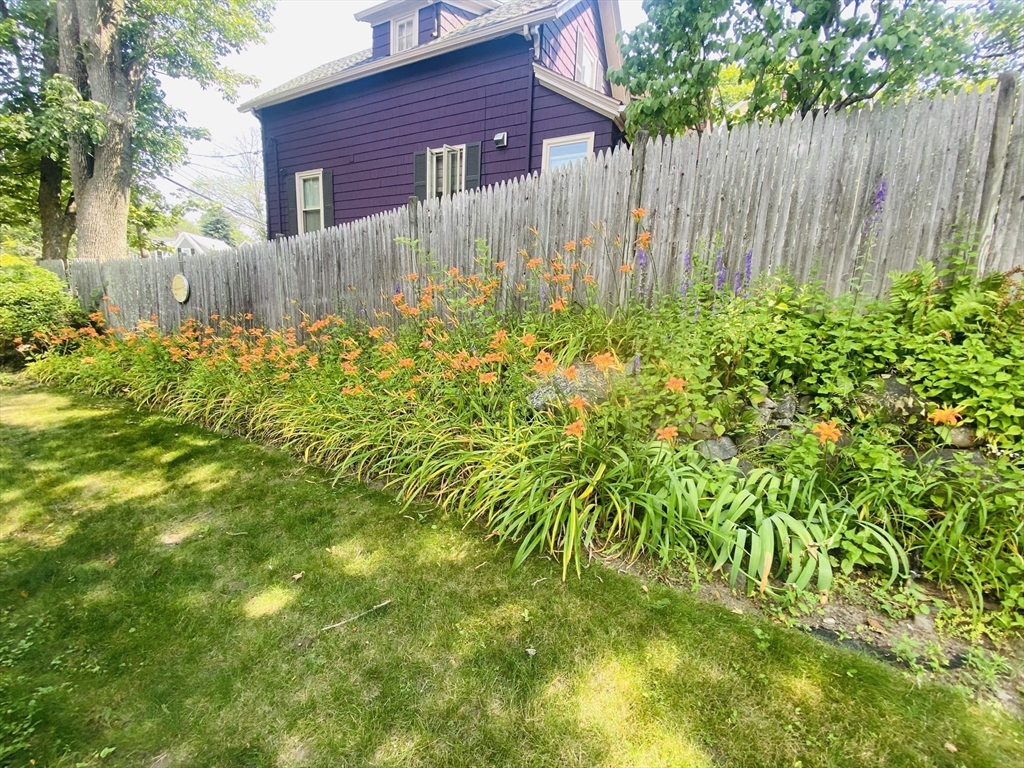 4 Gerry St