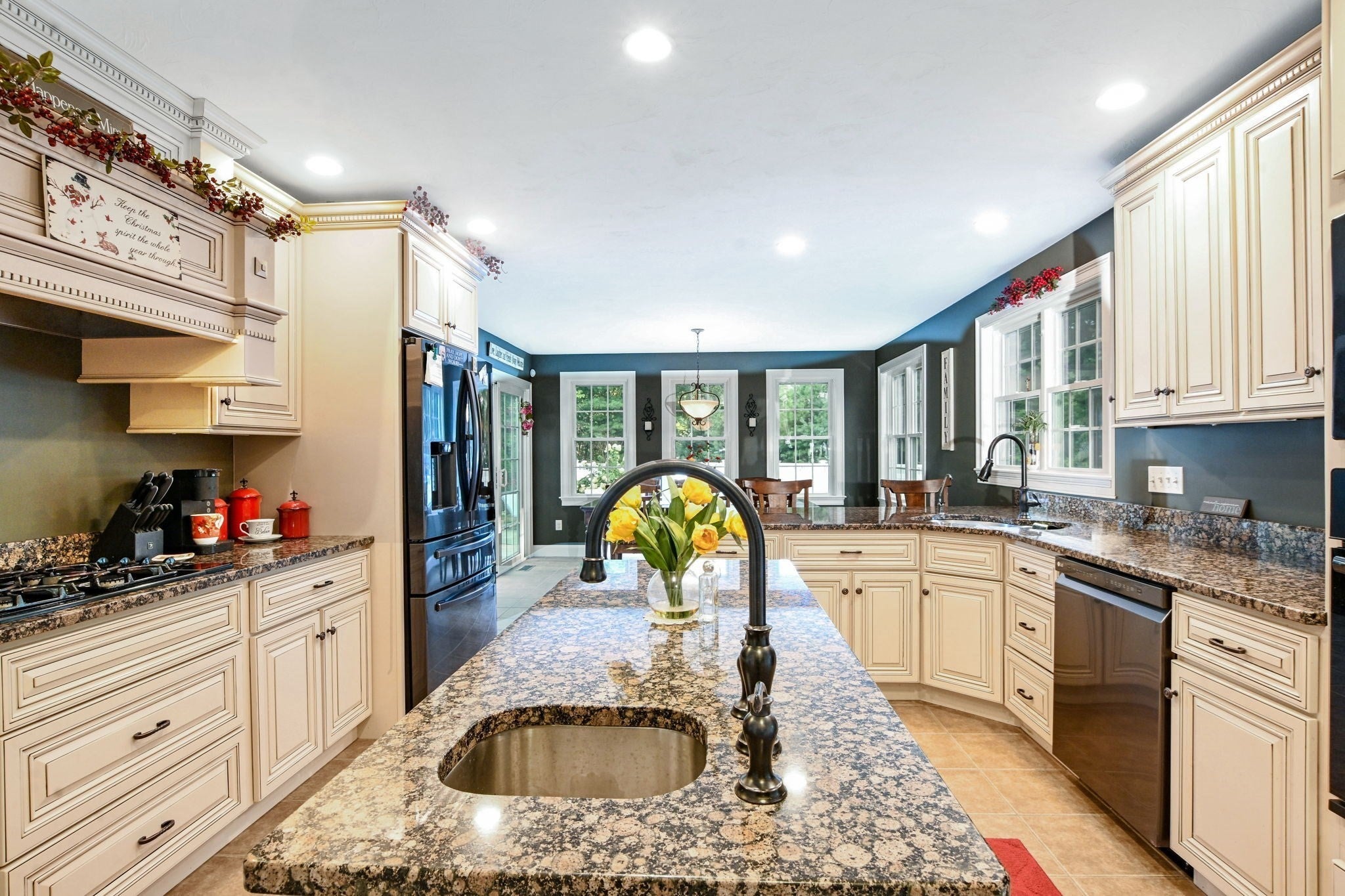 50 Craven Ct, Taunton, MA Photo #20