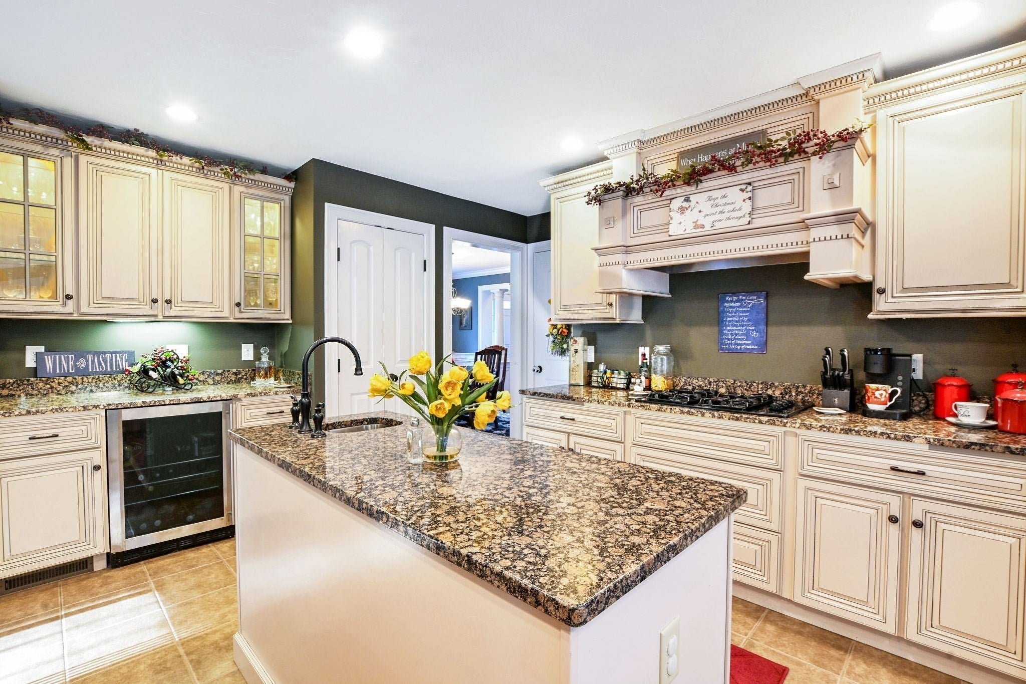 50 Craven Ct, Taunton, MA Photo #18