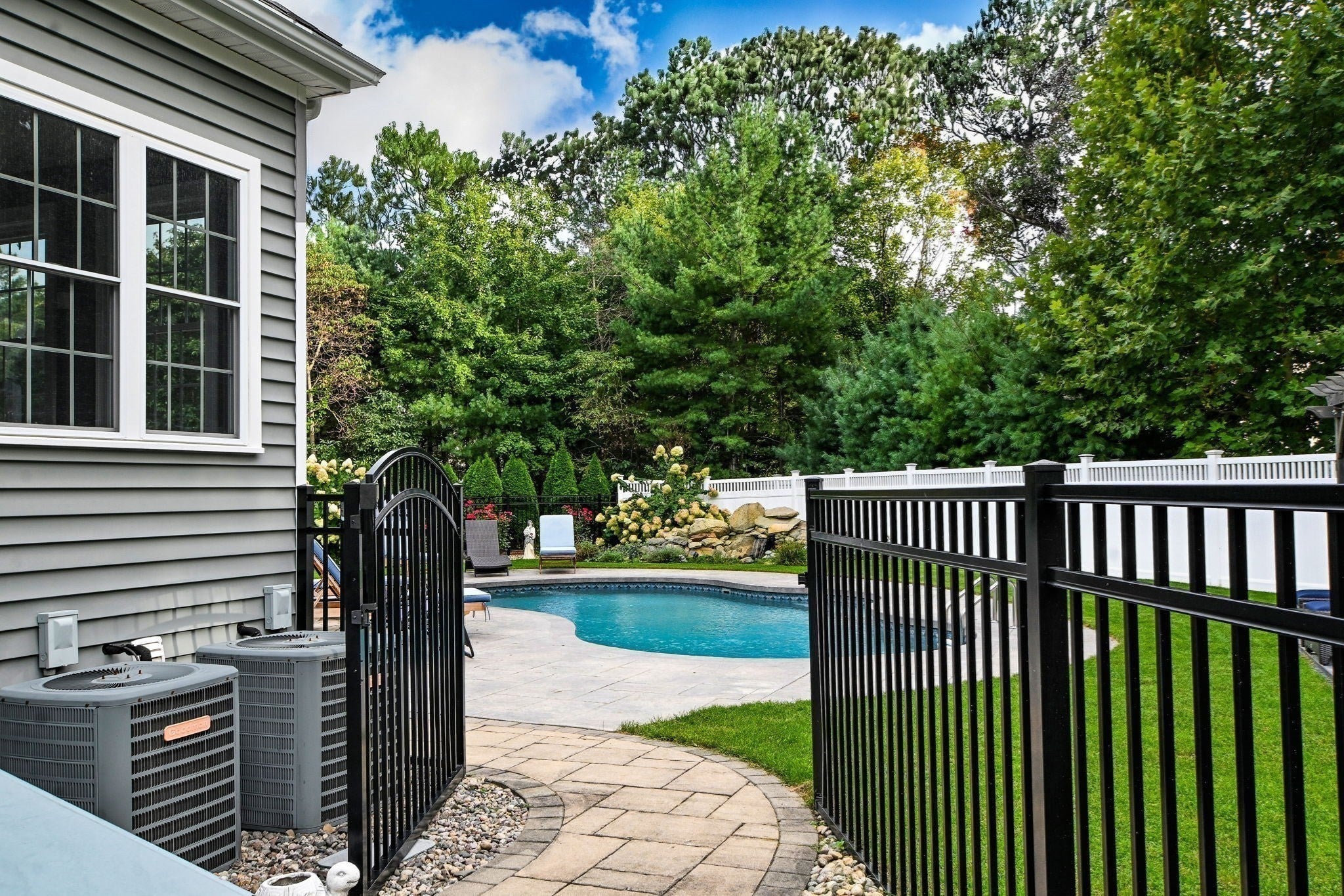 50 Craven Ct, Taunton, MA Photo #33