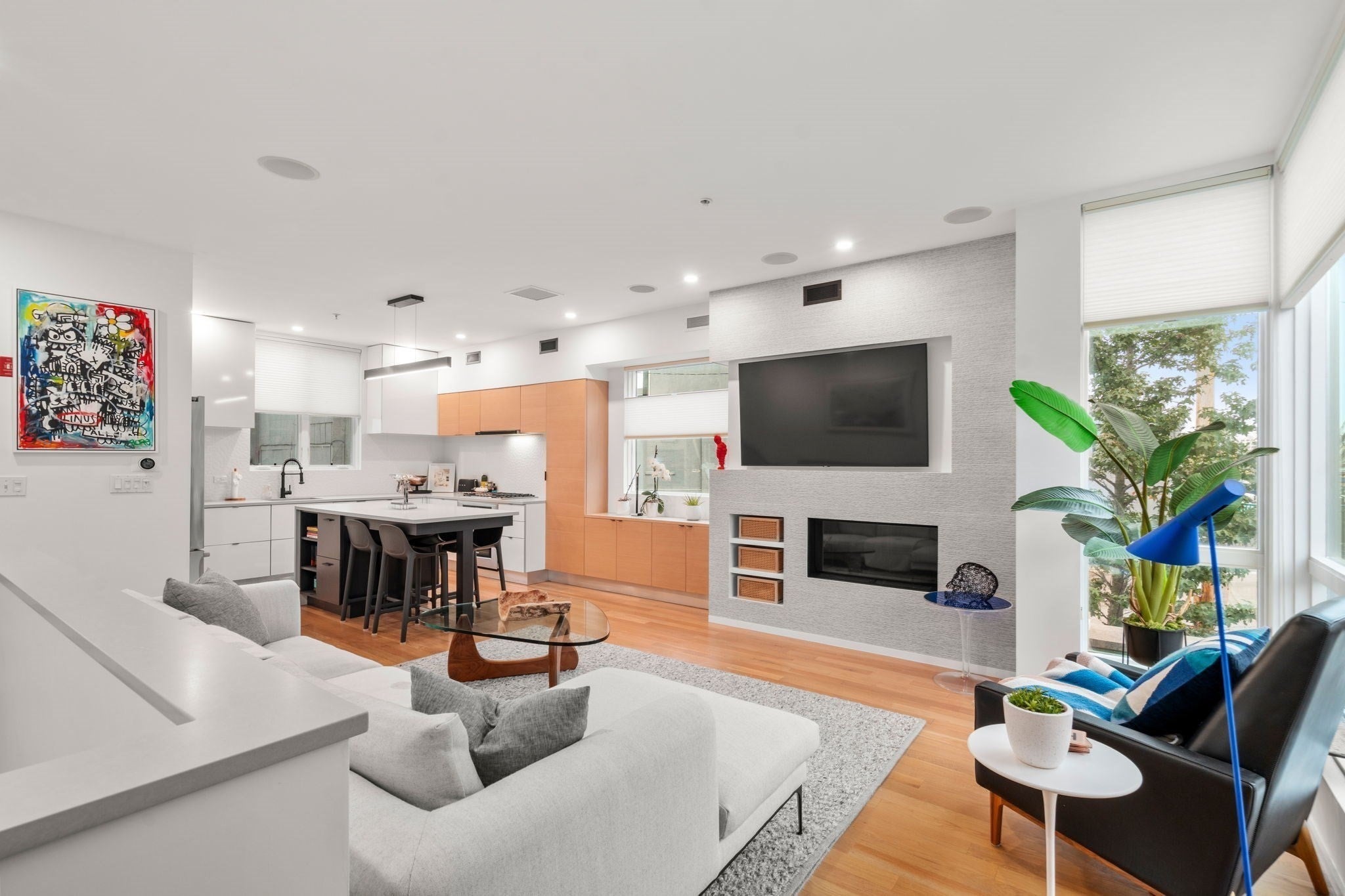 3 Dorchester St 3J