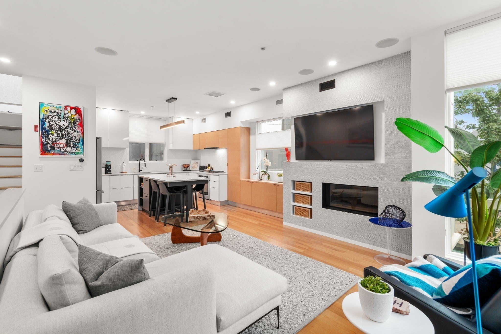 3 Dorchester St 3J