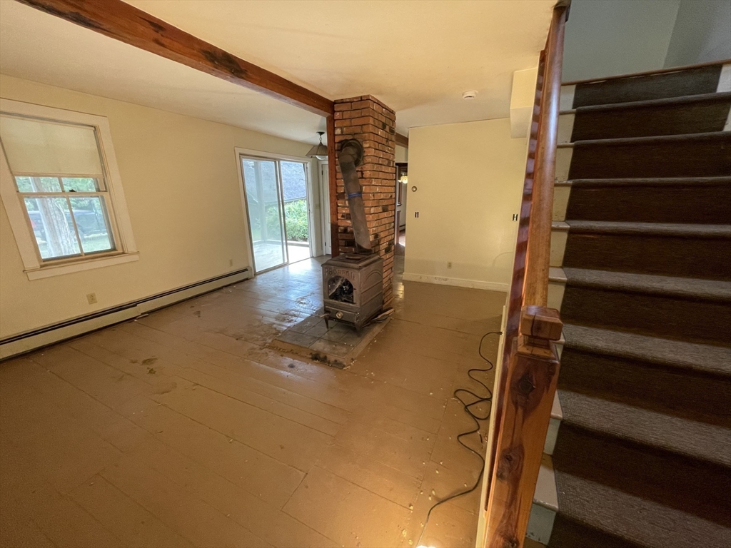 784 Pleasant St
