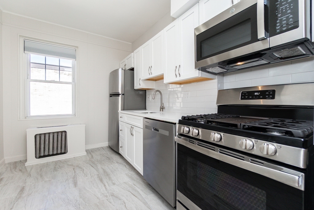 2001 Commonwealth Ave 34