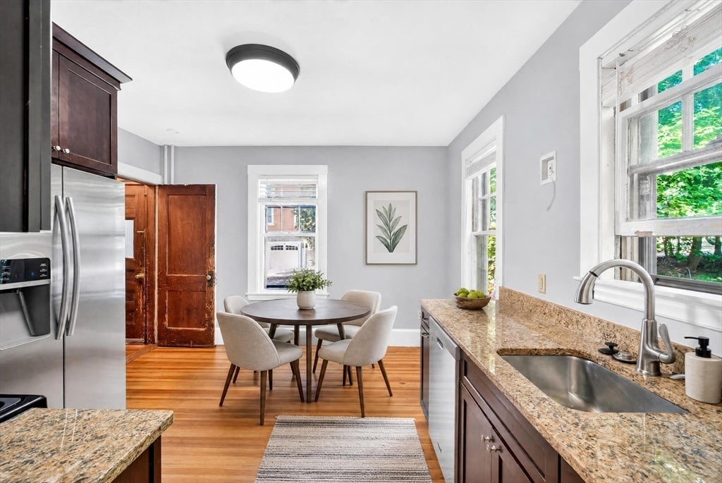 103-105 Colbourne Crescent, Brookline, MA Photo #12