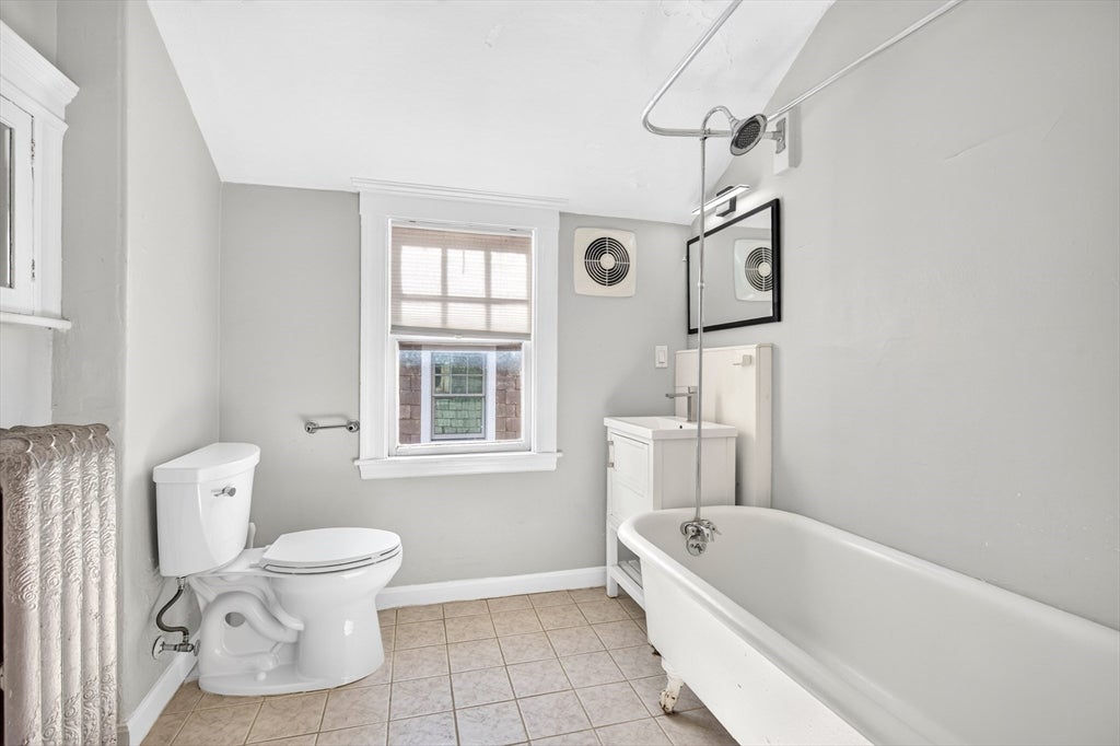 103-105 Colbourne Crescent, Brookline, MA Photo #27