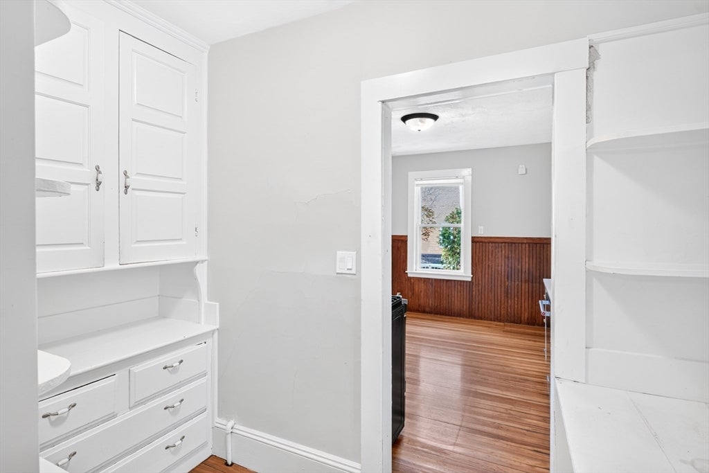 103-105 Colbourne Crescent, Brookline, MA Photo #22