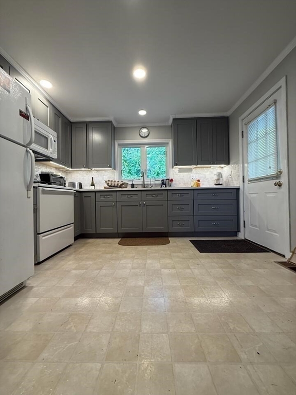 768 Ashland Ave