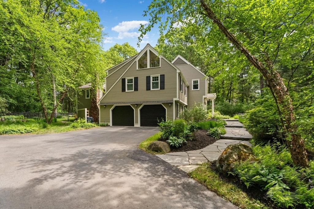 27 Wood Ridge Road
