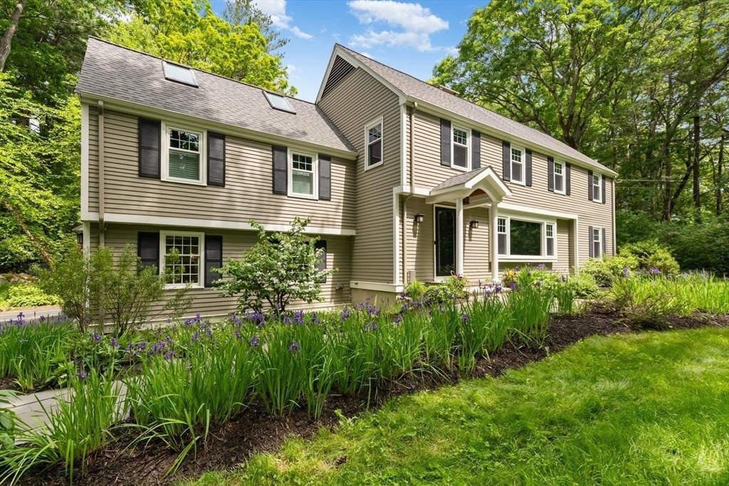 27 Wood Ridge Road