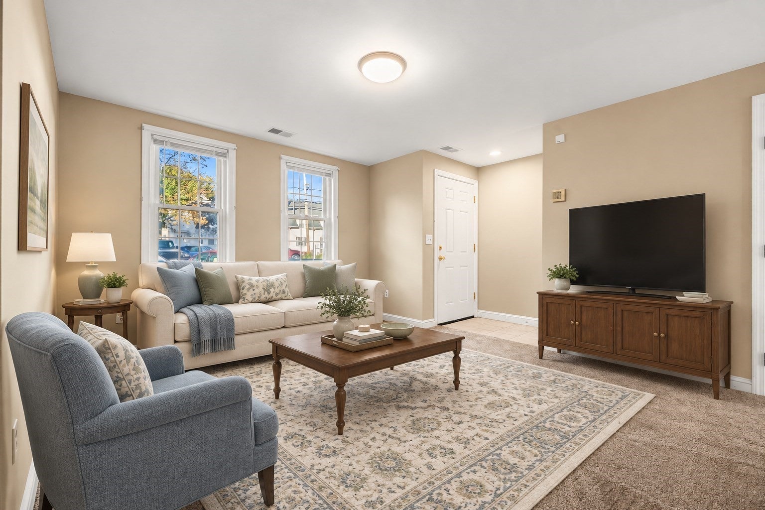 52 Warren St #8, Peabody, MA Photo #3