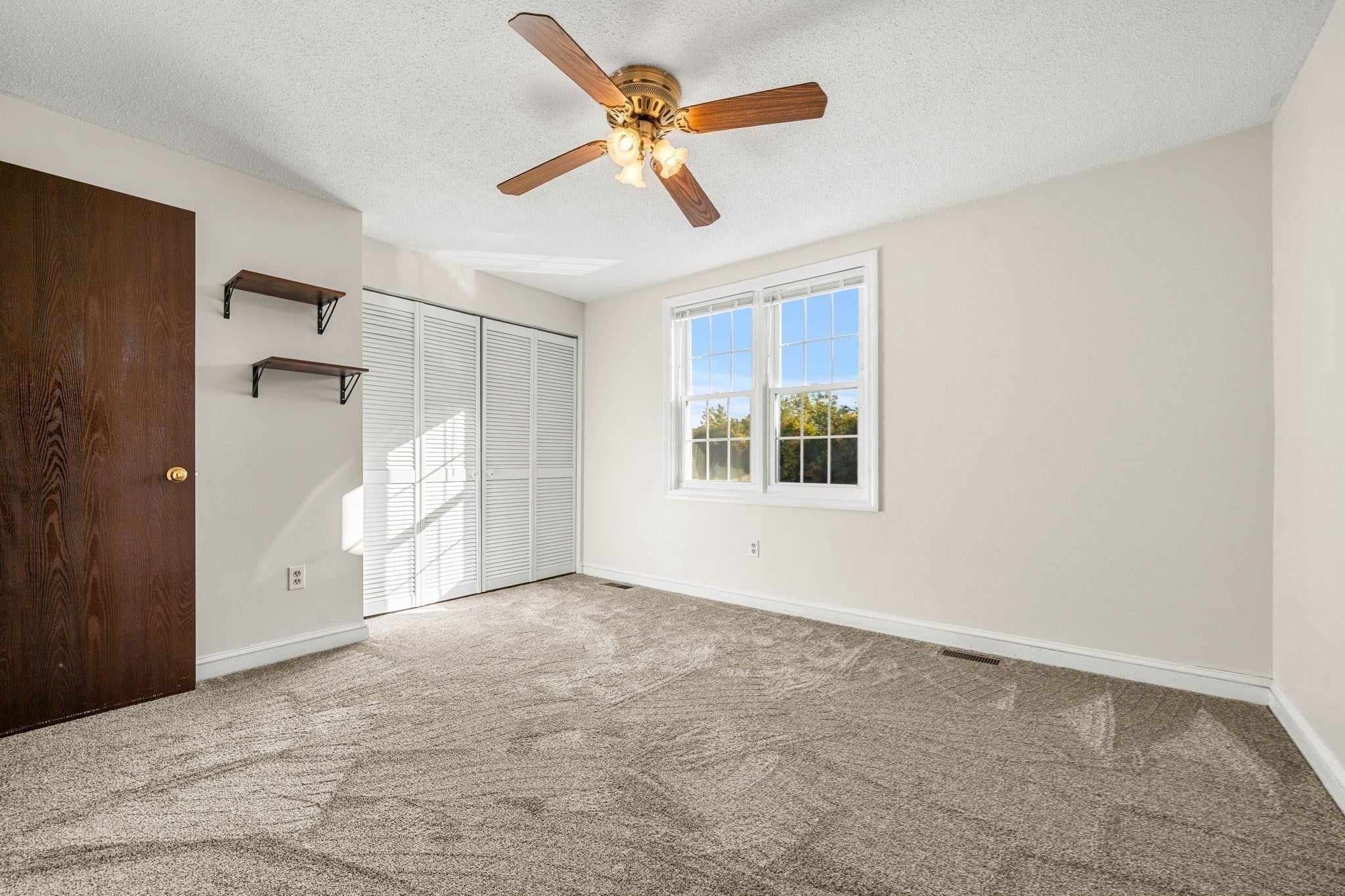 52 Warren St #8, Peabody, MA Photo #17