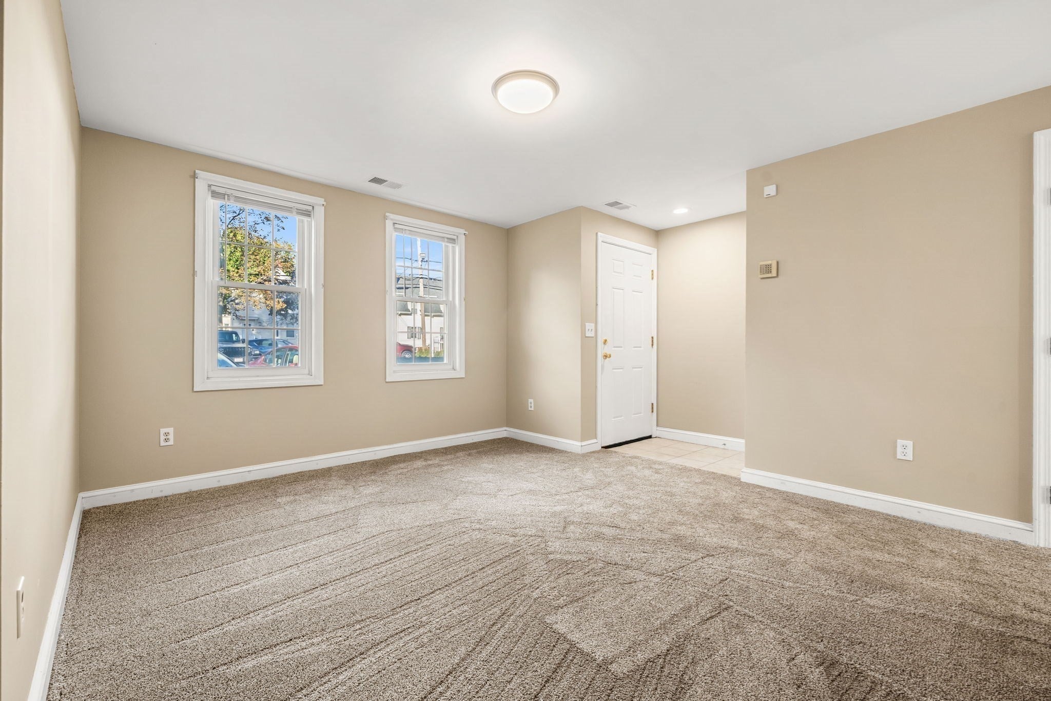52 Warren St 8