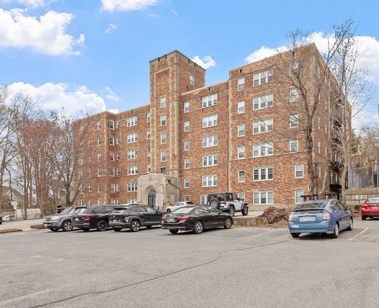 195 Thomas Burgin Parkway 505