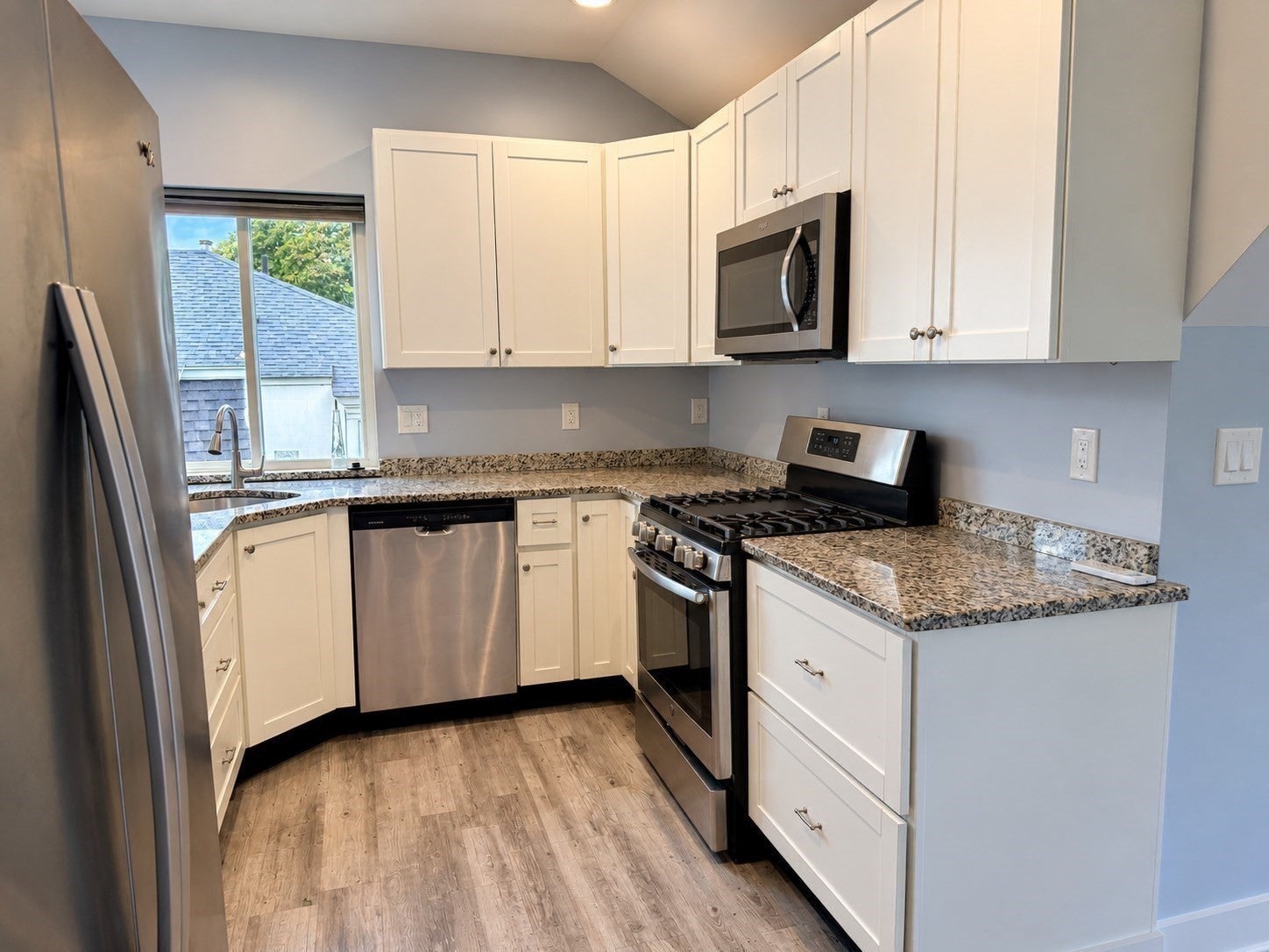 123 Elm St #3, Amesbury, MA, 123 Elm St #3, Amesbury, MA Photo #8