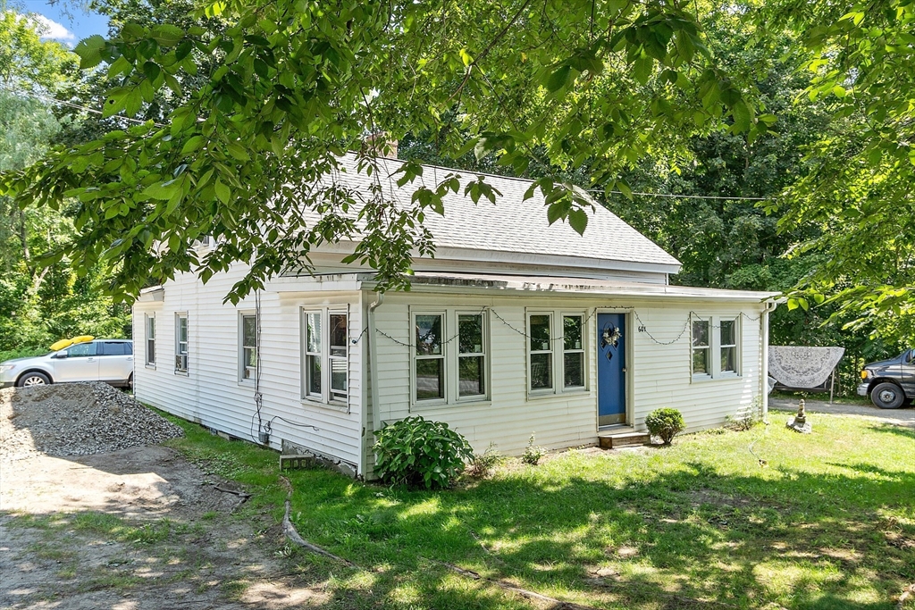 601 Main St