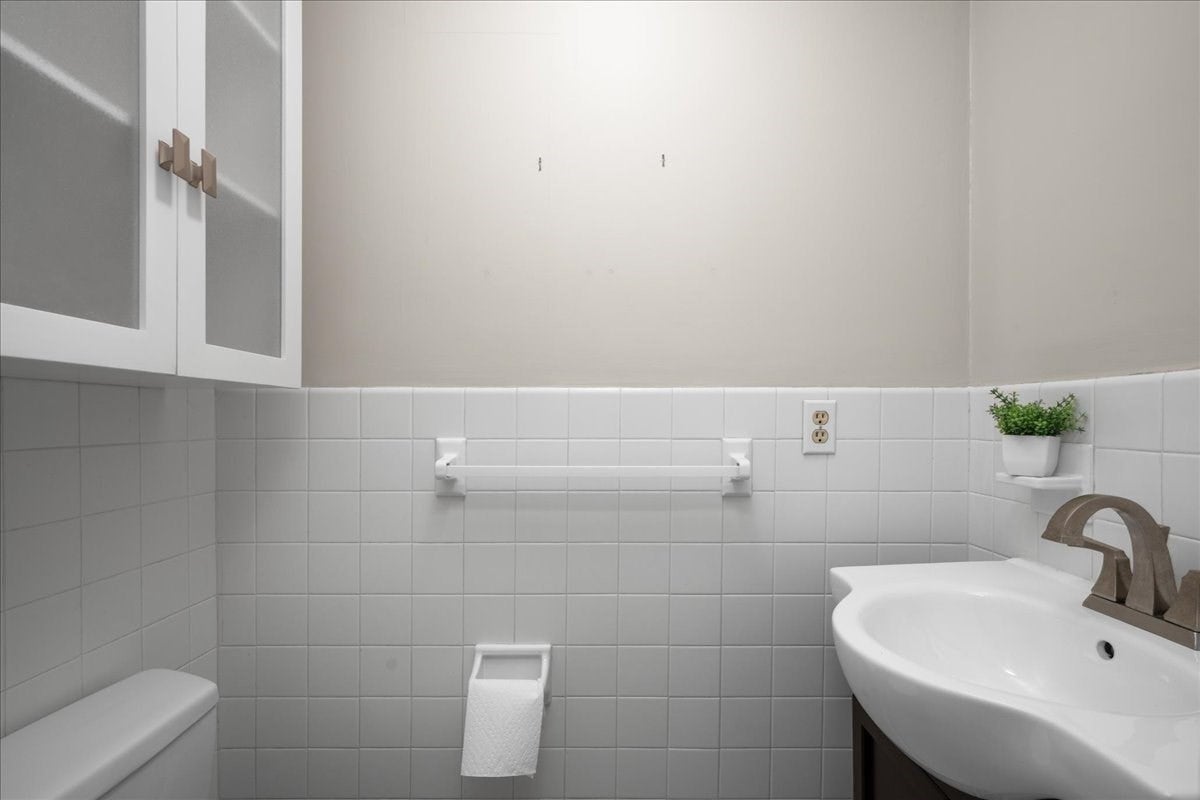 22 Vassar St, Worcester, MA, 22 Vassar St, Worcester, MA Photo #17