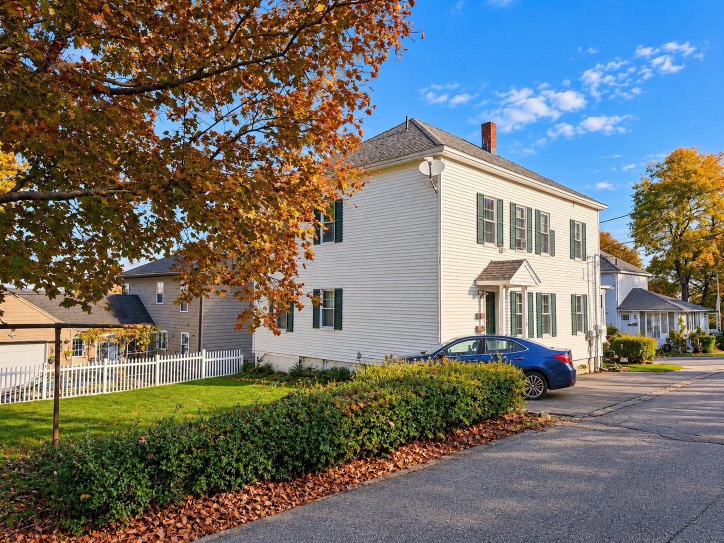 49 Front St