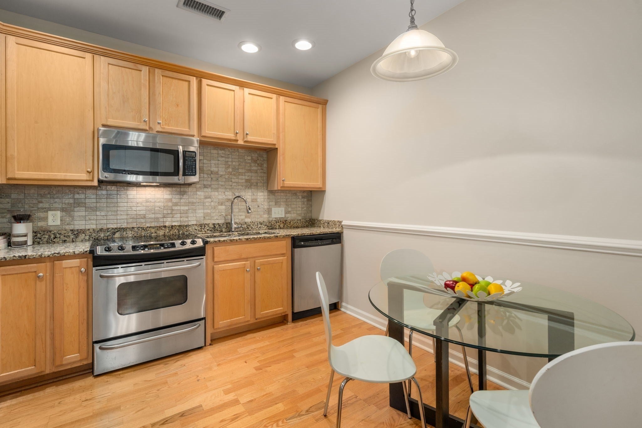 132 Clocktower Drive #113, Waltham, MA, 132 Clocktower Drive #113, Waltham, MA Photo #6