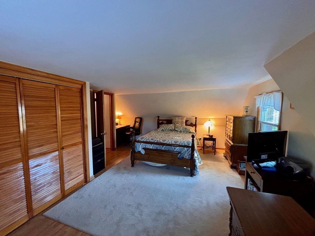 73 Sunrise Dr, Weymouth, MA Photo #16