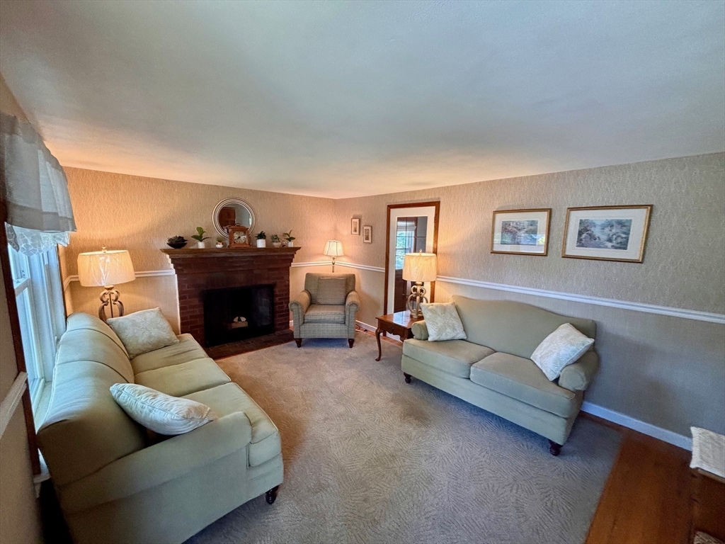 73 Sunrise Dr, Weymouth, MA Photo #14