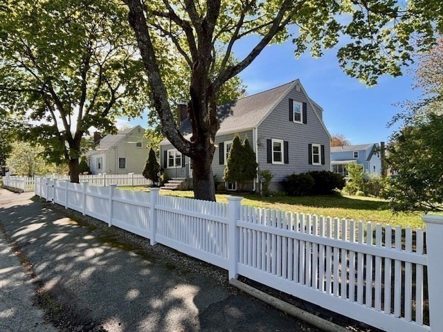 73 Sunrise Dr