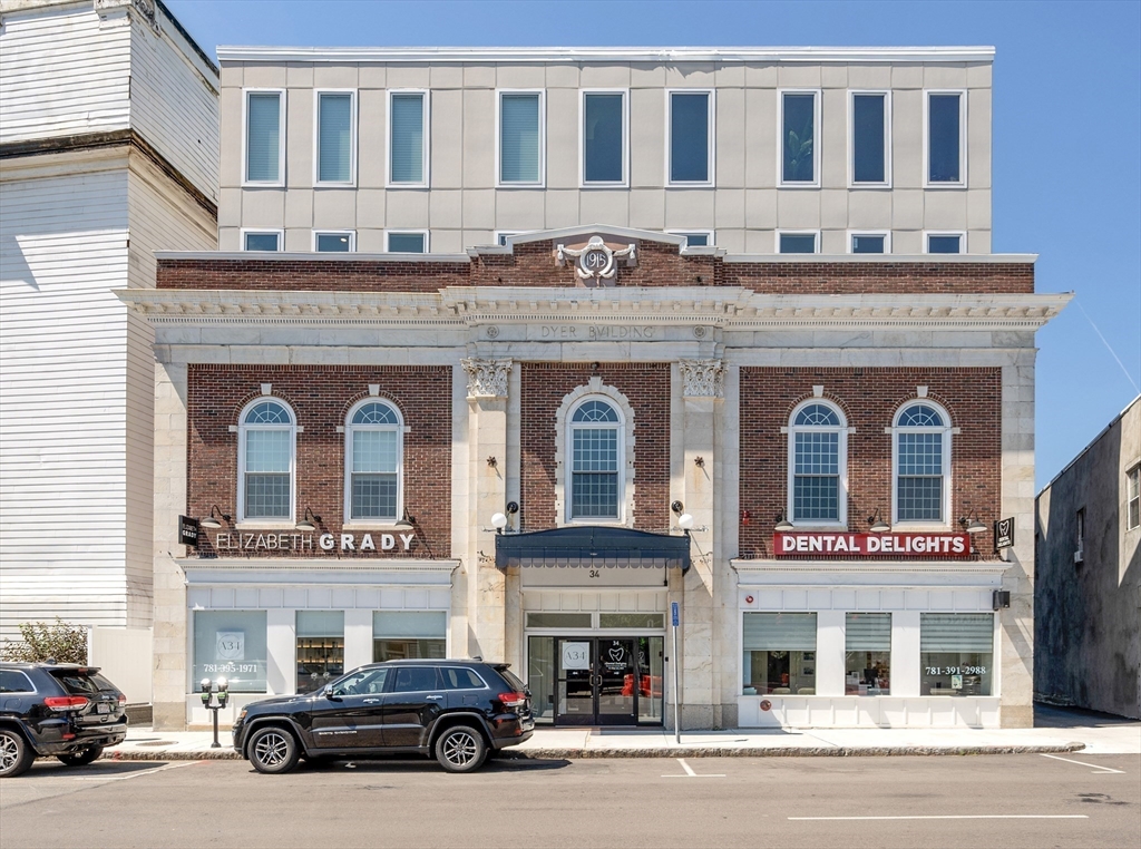 34 Salem St 301
