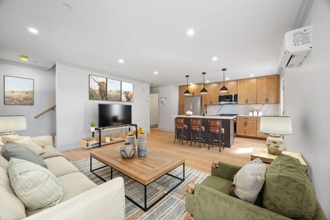 9 Swan Street 3 Beverly MA 01915