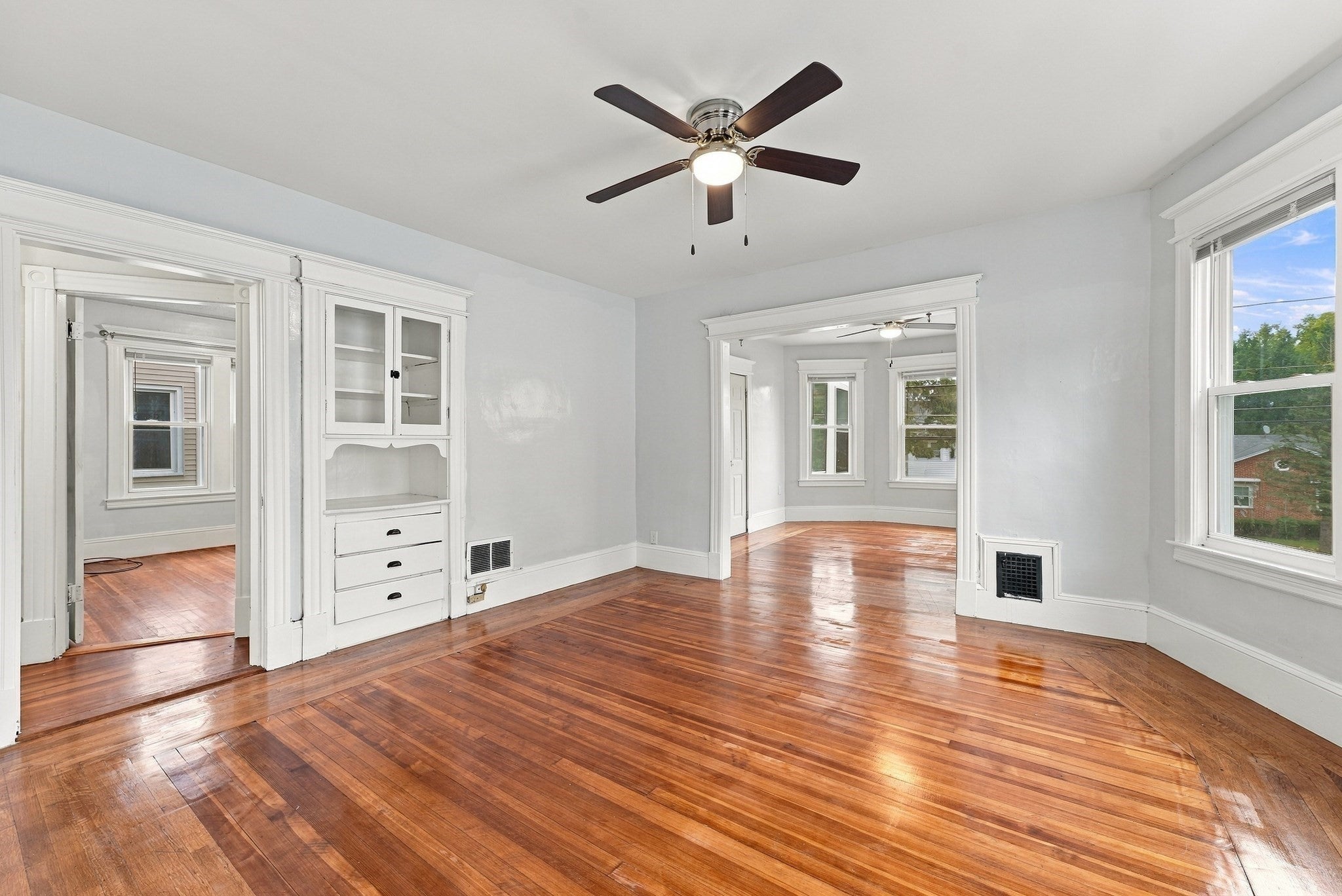 190 Oak St, Springfield, MA, 190 Oak St, Springfield, MA Photo #7