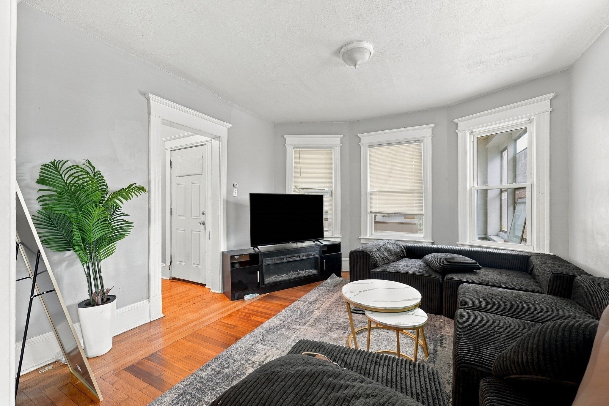 190 Oak St, Springfield, MA, 190 Oak St, Springfield, MA Photo #24