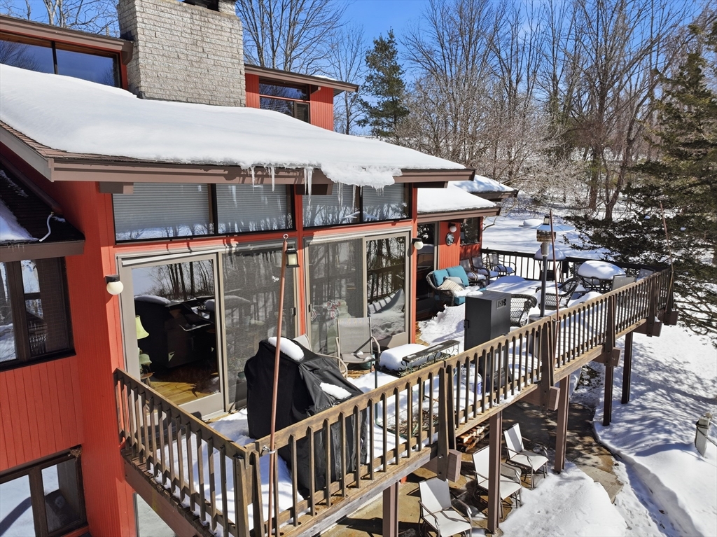 1023 North Woodstock Rd