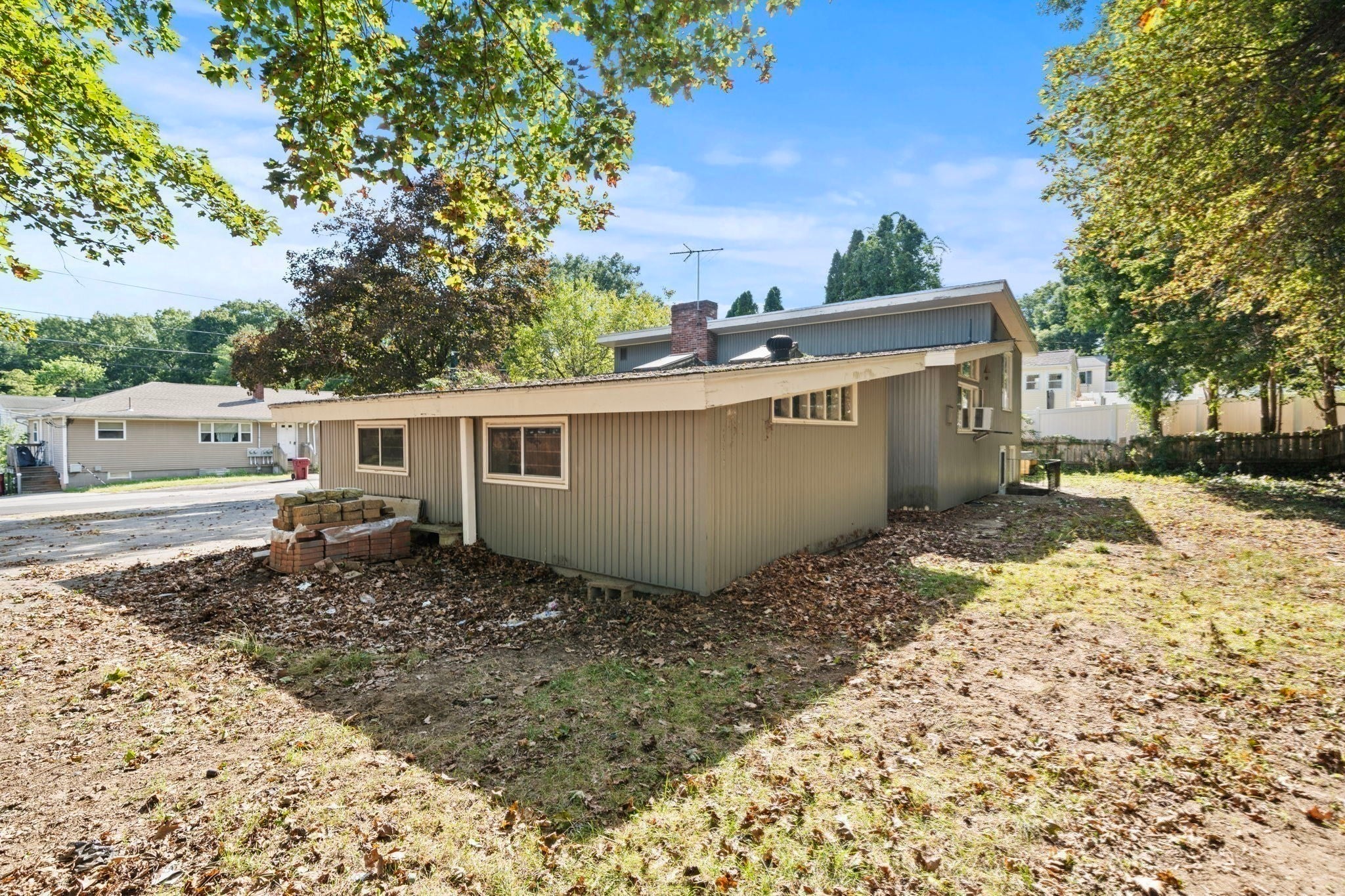 59 Hally Rd, Lowell, MA Photo #36