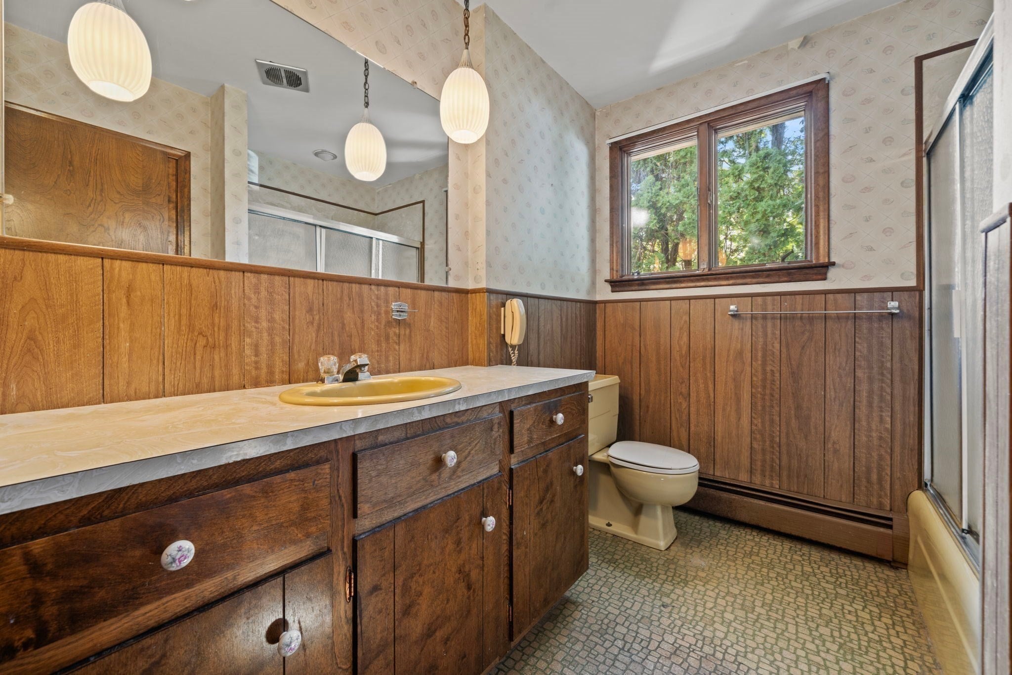 59 Hally Rd, Lowell, MA Photo #17