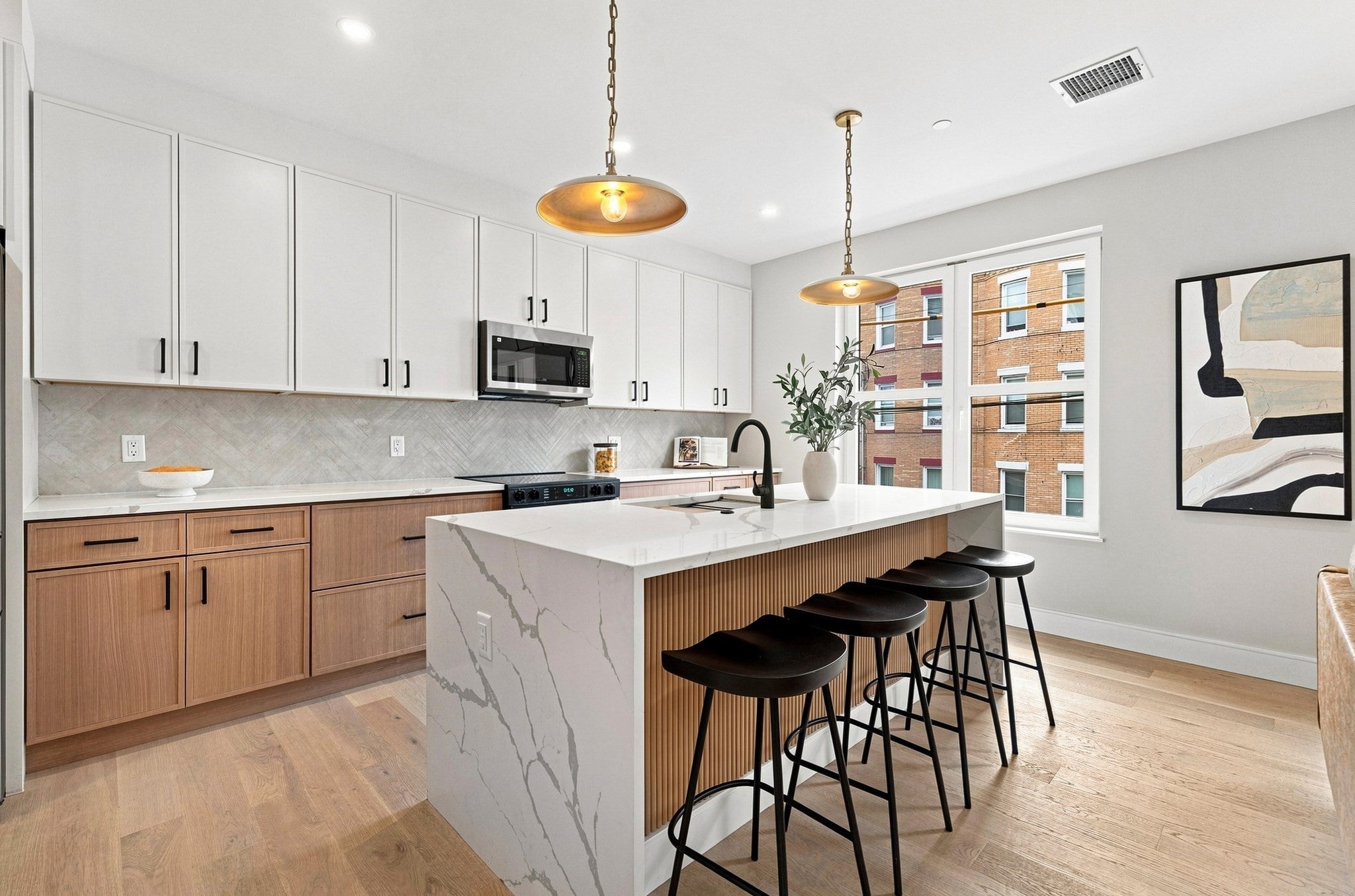 27 Guild Street 202
