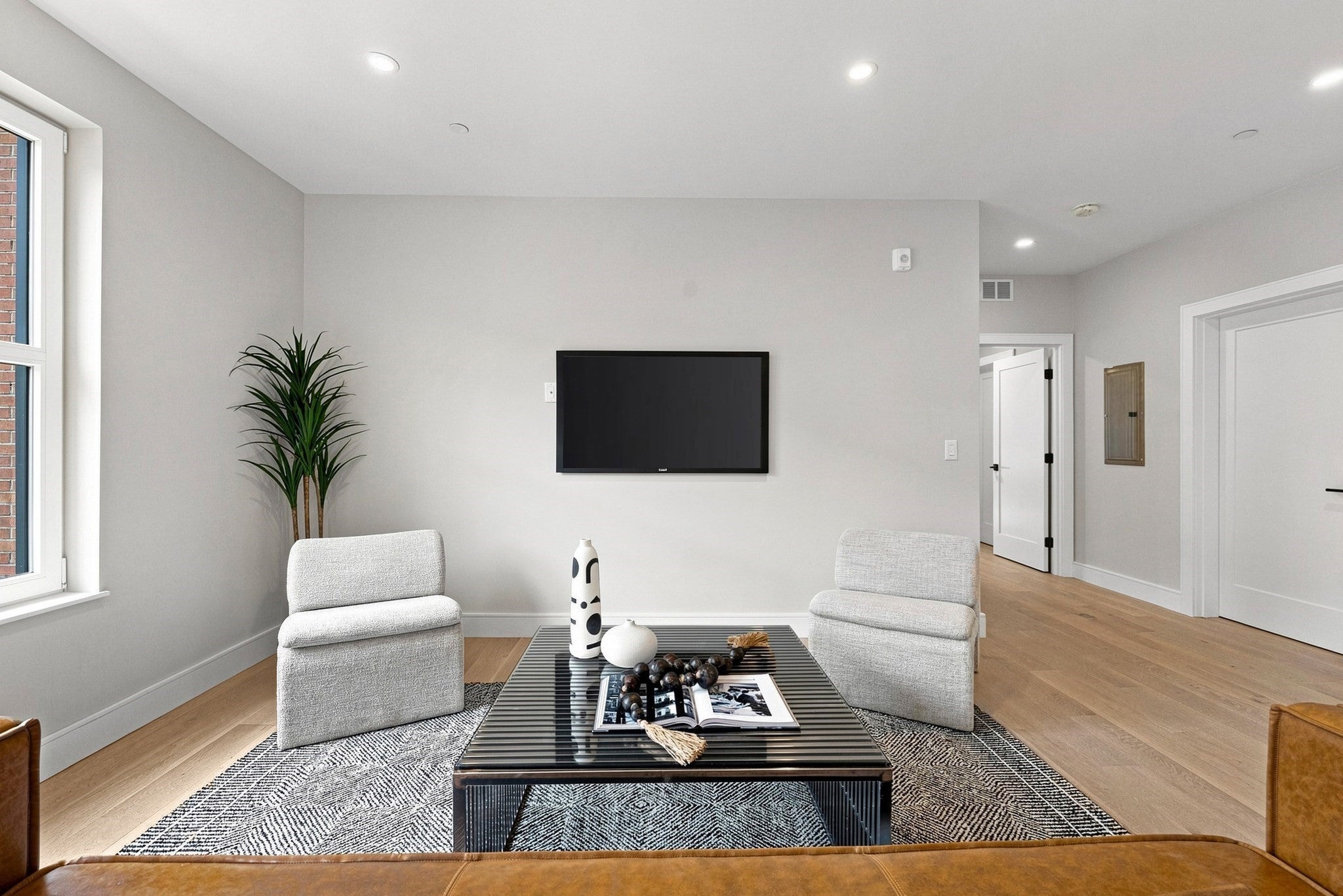 27 Guild Street #202, Boston, MA Photo #9