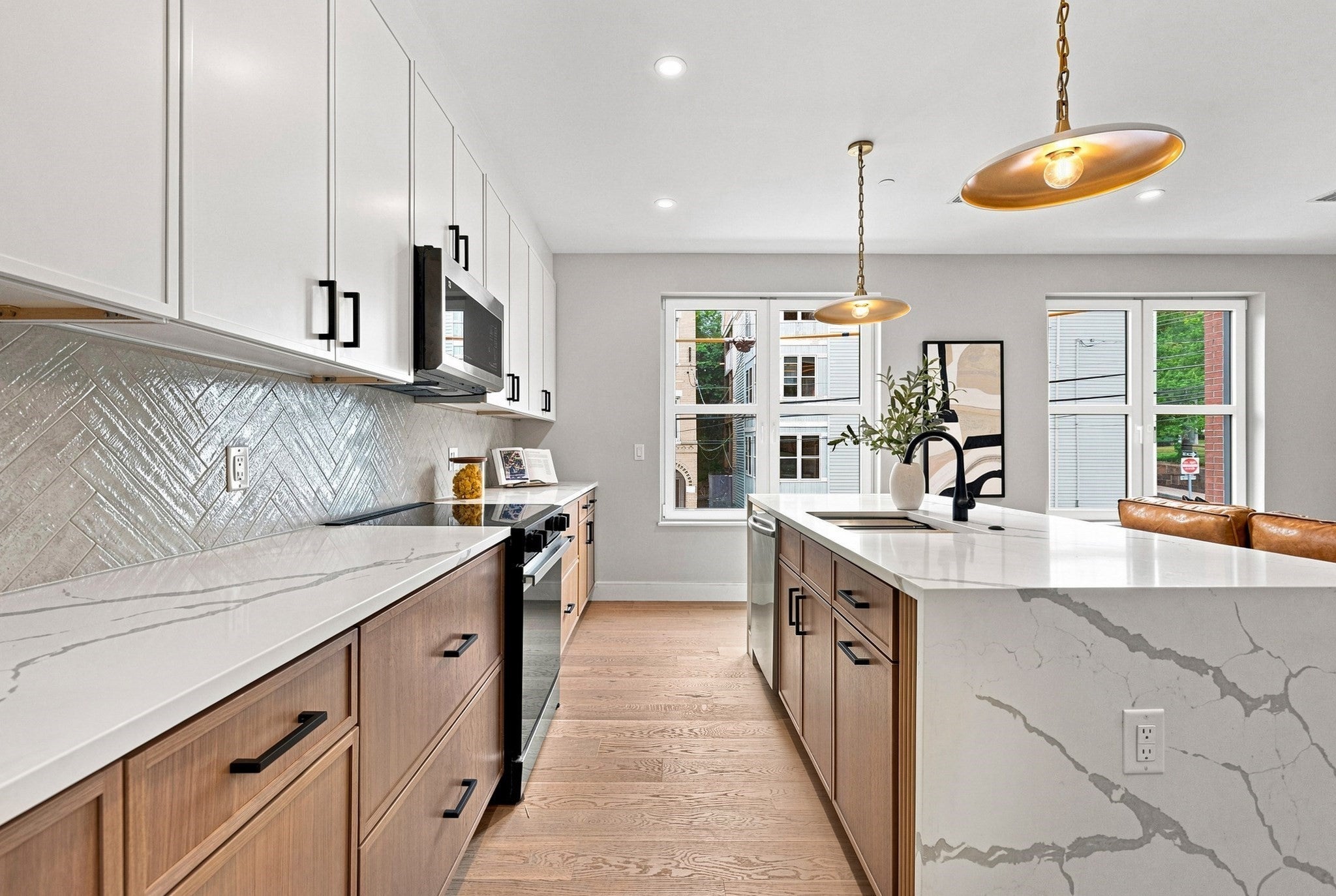 27 Guild Street 202