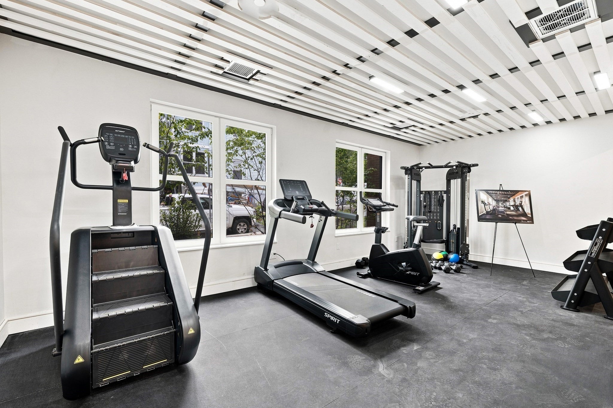 27 Guild Street #202, Boston, MA Photo #25
