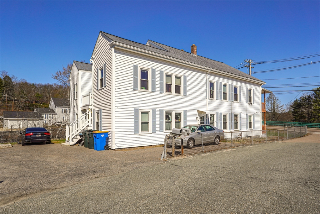 4 Central St