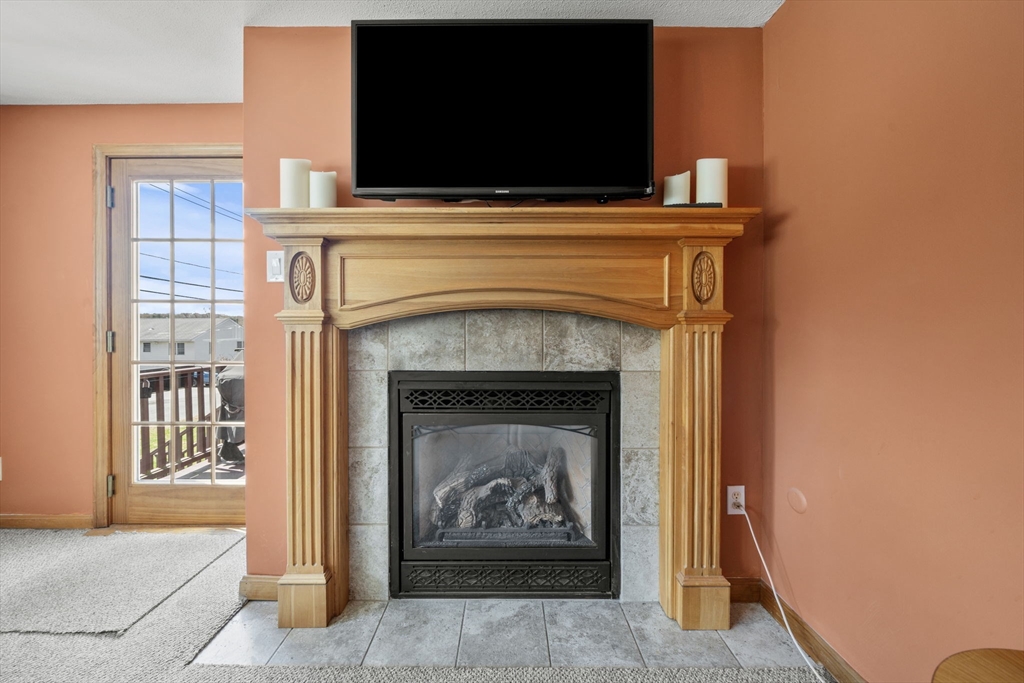 339 Passaconaway Dr, Dracut, MA, 339 Passaconaway Dr, Dracut, MA Photo #17