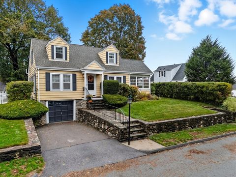 3 Bay Edge Dr Worcester MA 01604