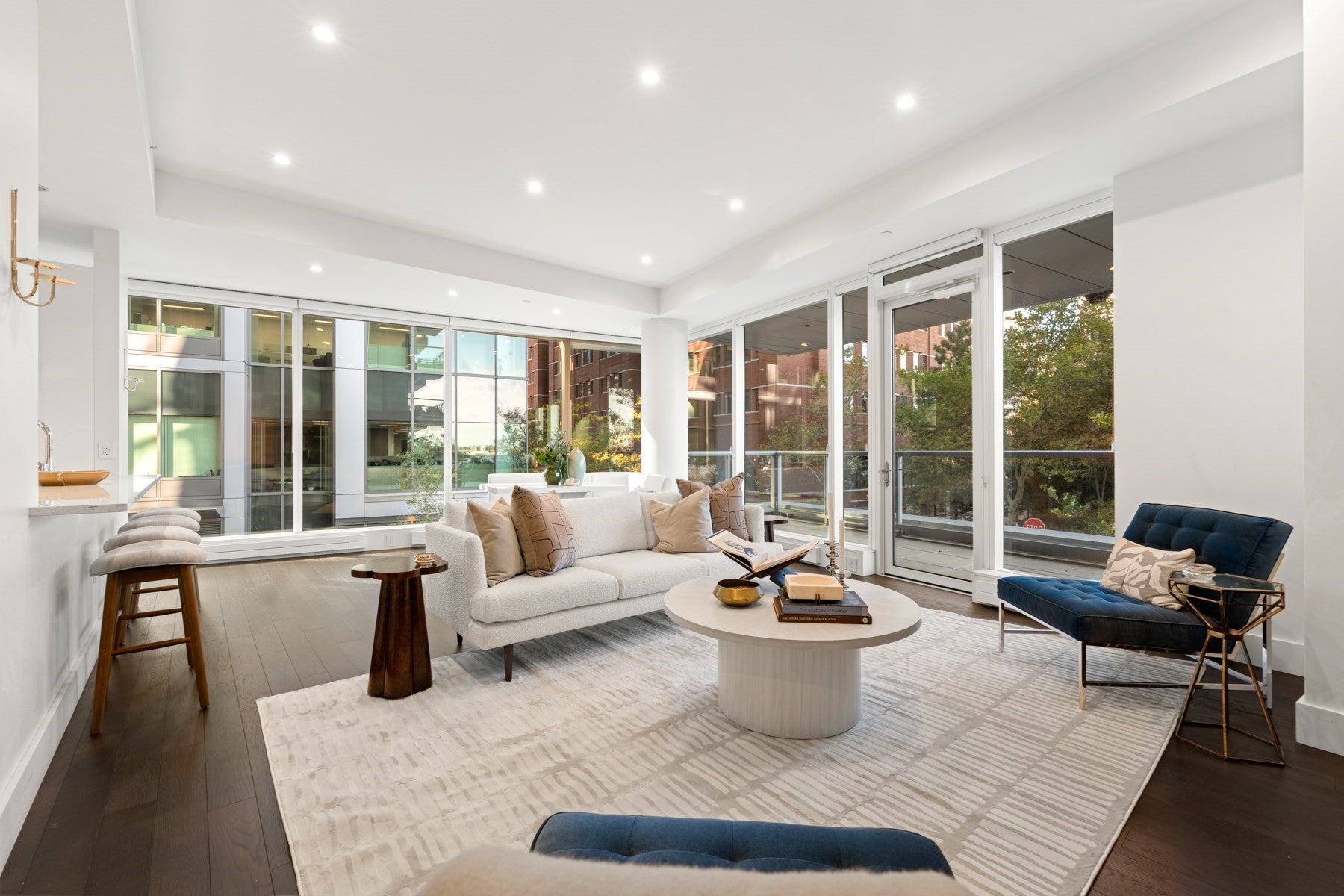 Photo of 22 Liberty Dr #2M, Boston, MA