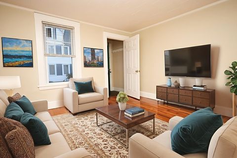 32 Sheppard Ave 32 Braintree MA 02184