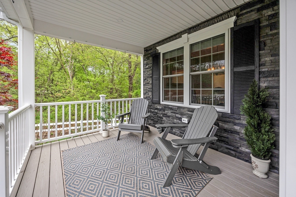 464 Paine Rd
