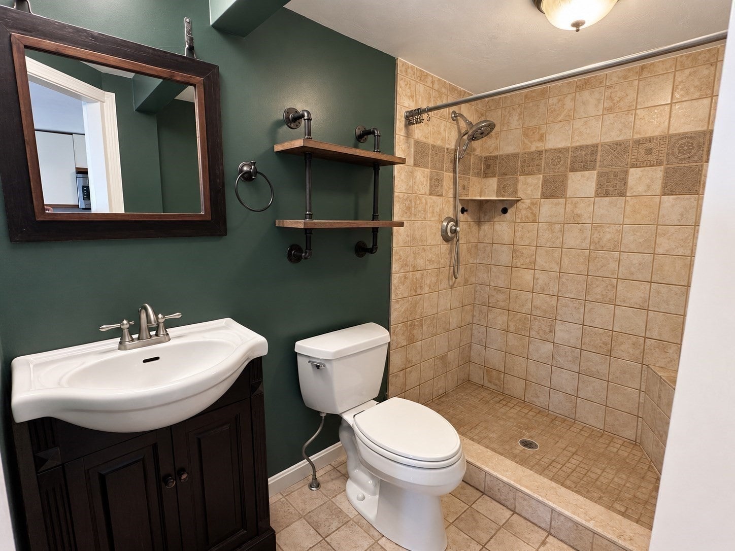 7 Myers St, Uxbridge, MA Photo #10