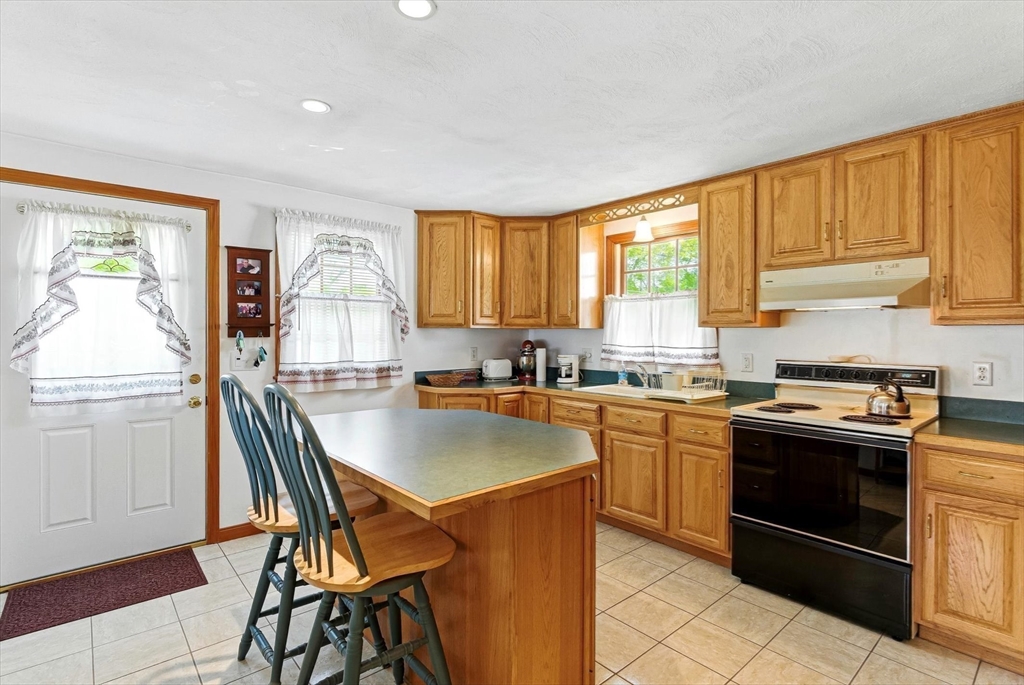 18 Crimson Rd