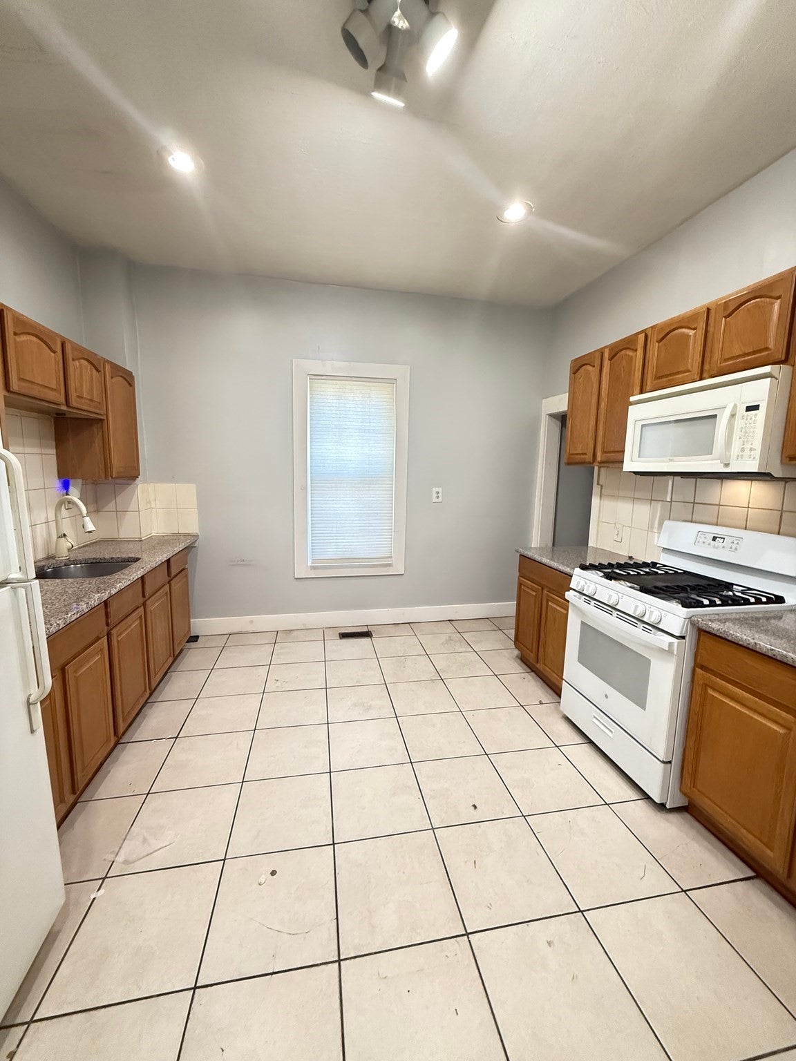 60 Thetford Ave, Boston, MA, 60 Thetford Ave, Boston, MA Photo #11