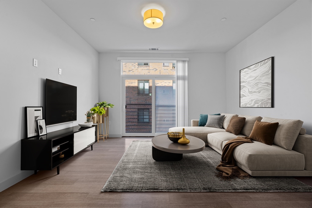 99 Tremont St 213