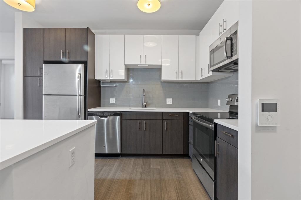 99 Tremont St 213